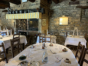 Auberge La Diege inside